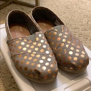 Toms grey and rose gold